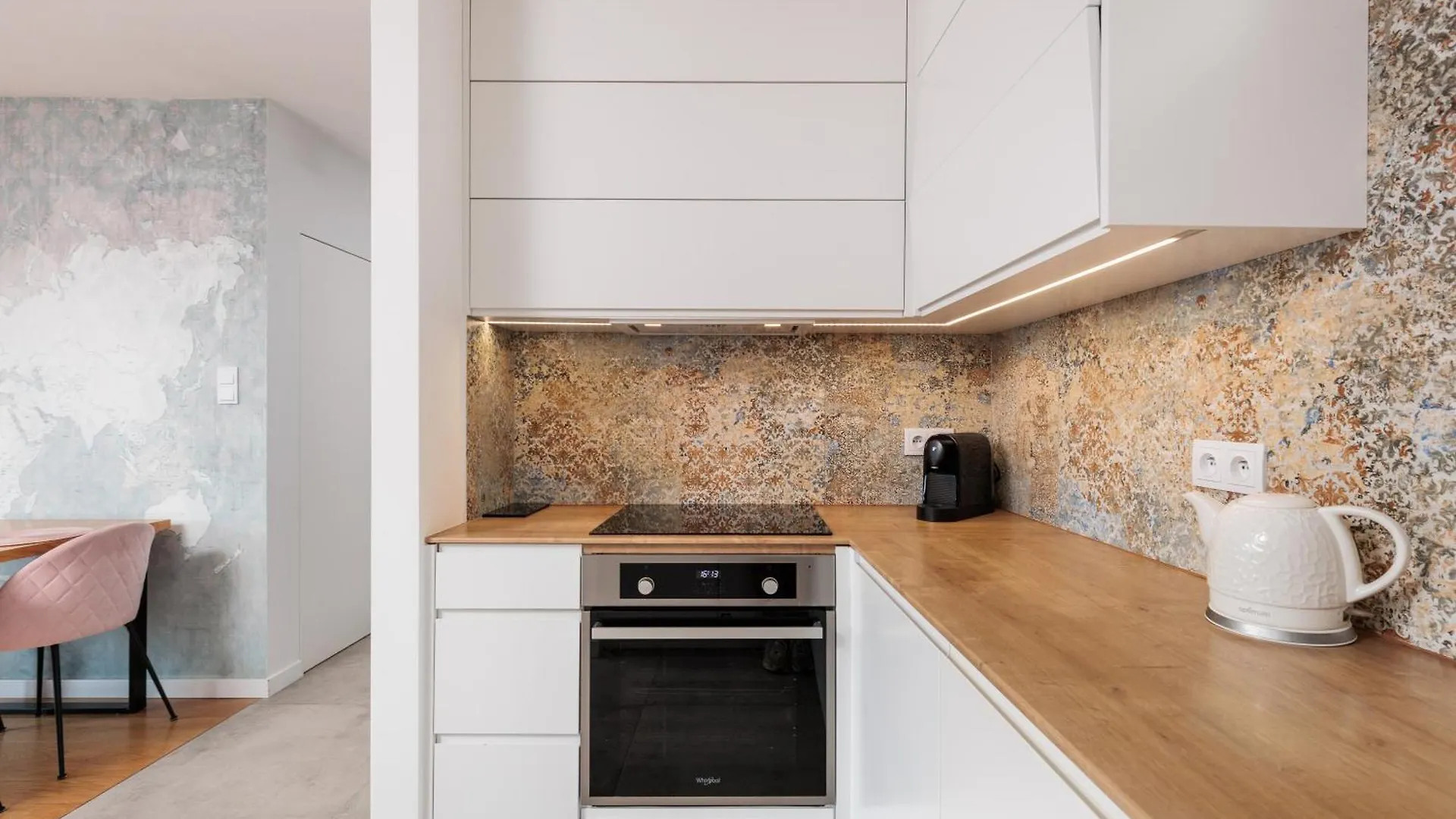 Elegancki Apartament Przy Wisle - Prywatny Parking - By Upstairs Apartment Krakow