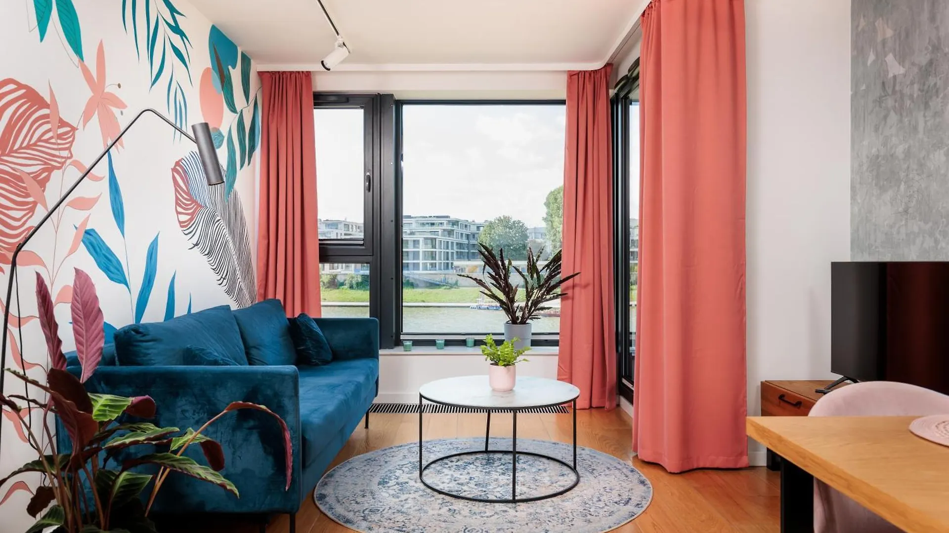 Elegancki Apartament Przy Wisle - Prywatny Parking - By Upstairs Apartment Krakow